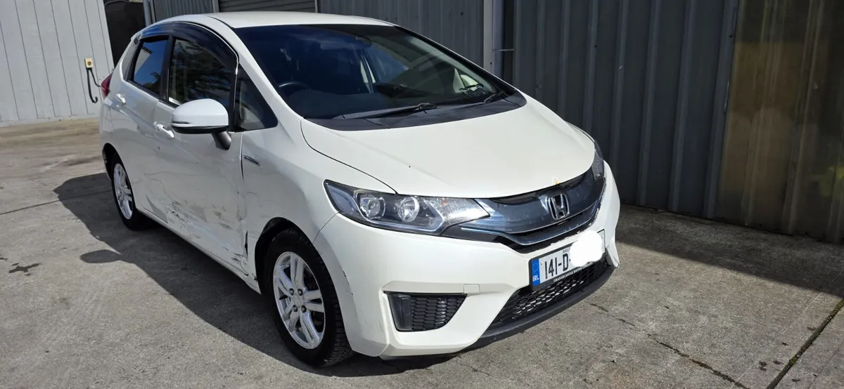 141 HONDA FIT HYBRID - Image 3