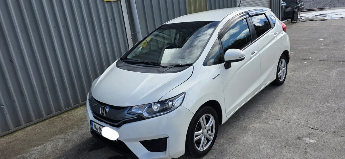 141 HONDA FIT HYBRID - Image 1