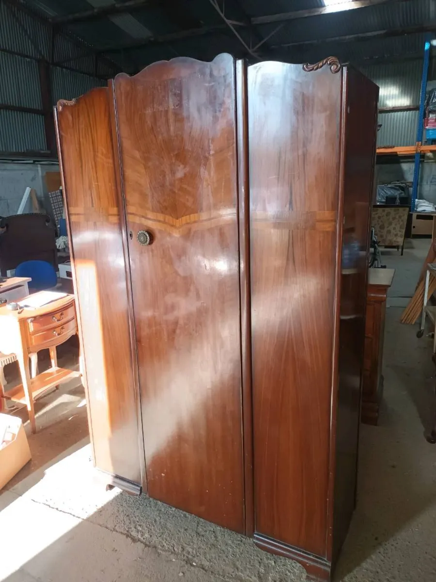 Vintage Wardrobe - Image 2