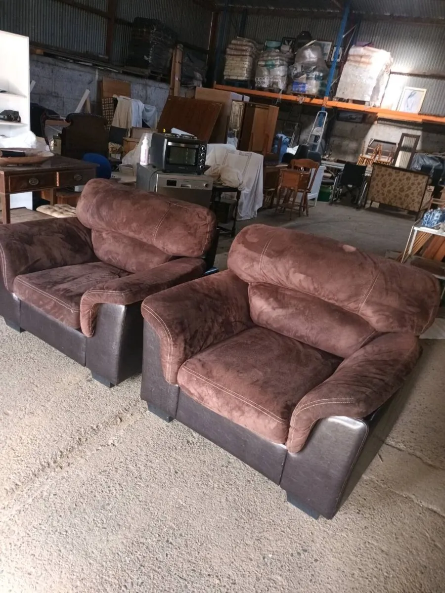 Pair of Armchairs - Image 4