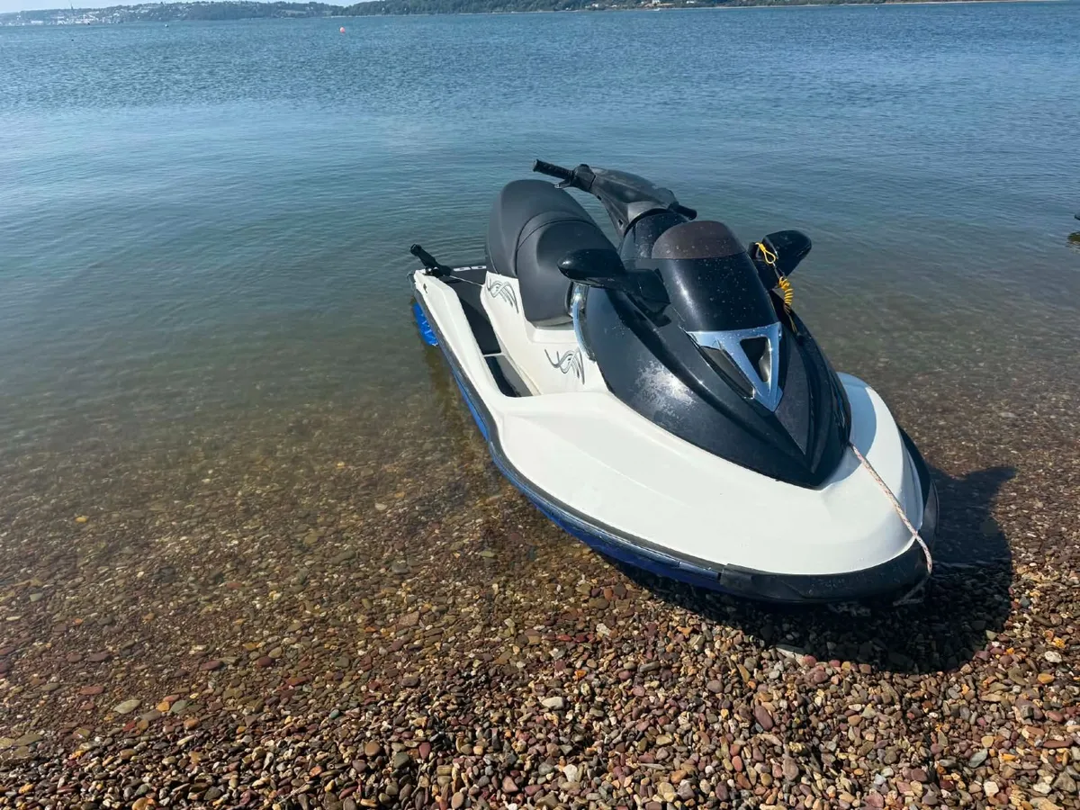 Great fun fast jetskie! 1500cc!! - Image 2