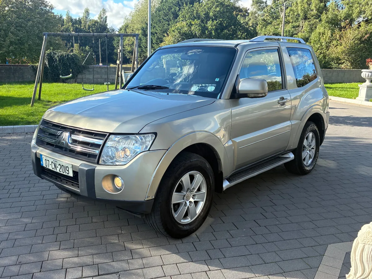 2007 Mitsubishi Pajero Swb tax+doe - Image 1