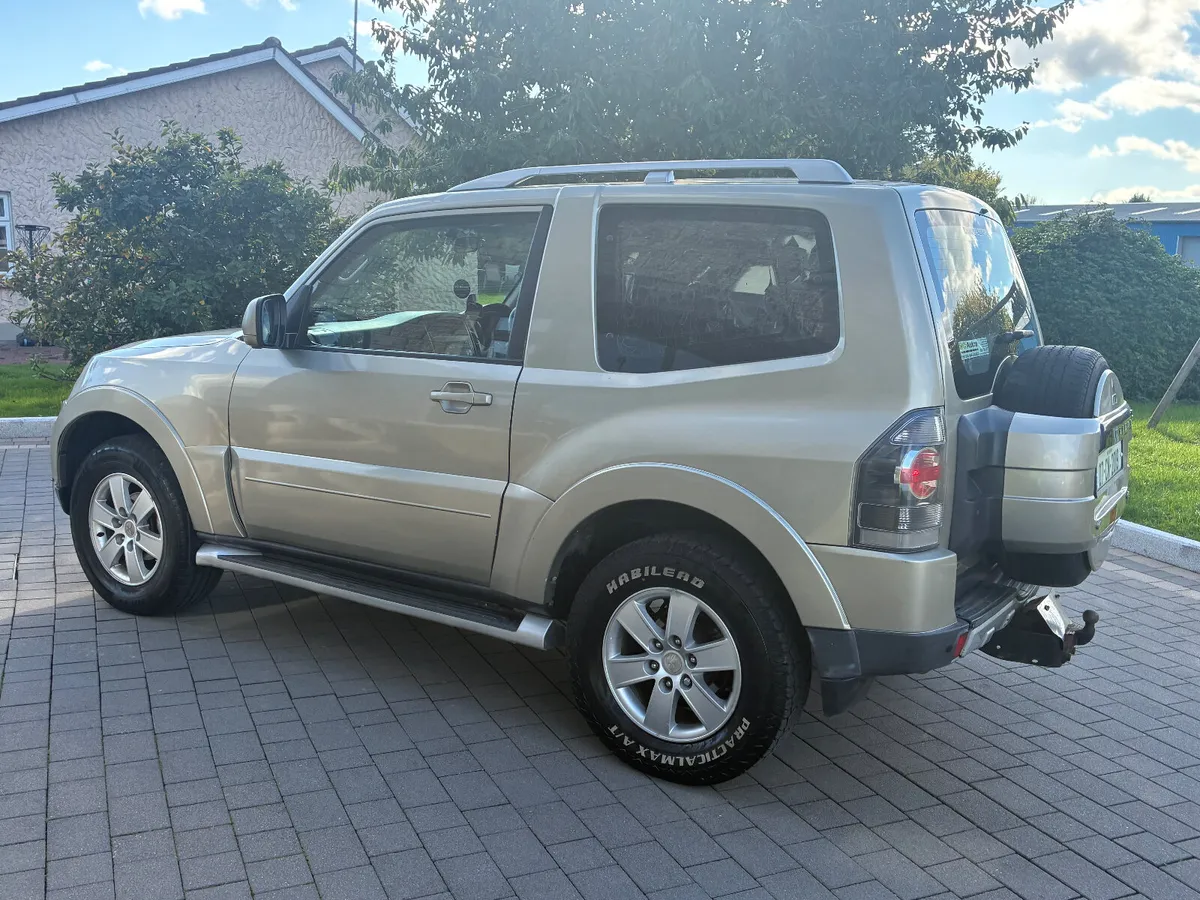 2007 Mitsubishi Pajero Swb tax+doe - Image 4
