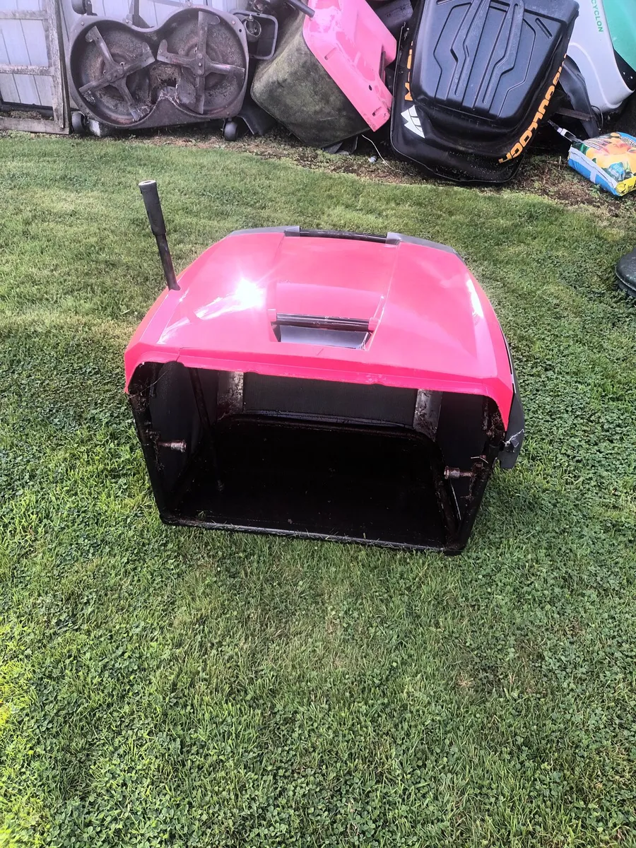Castlegarden Grassbox - Image 1