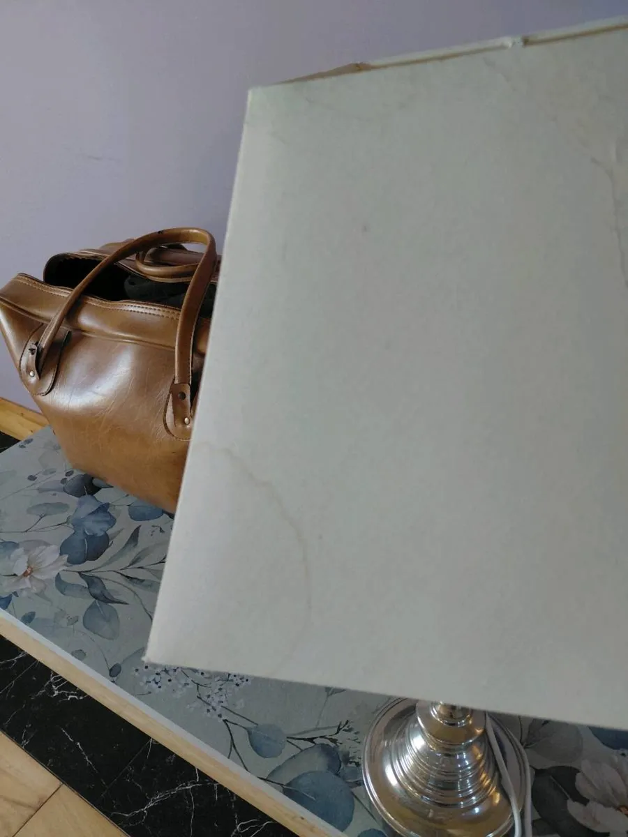 Table Lamp - Image 4