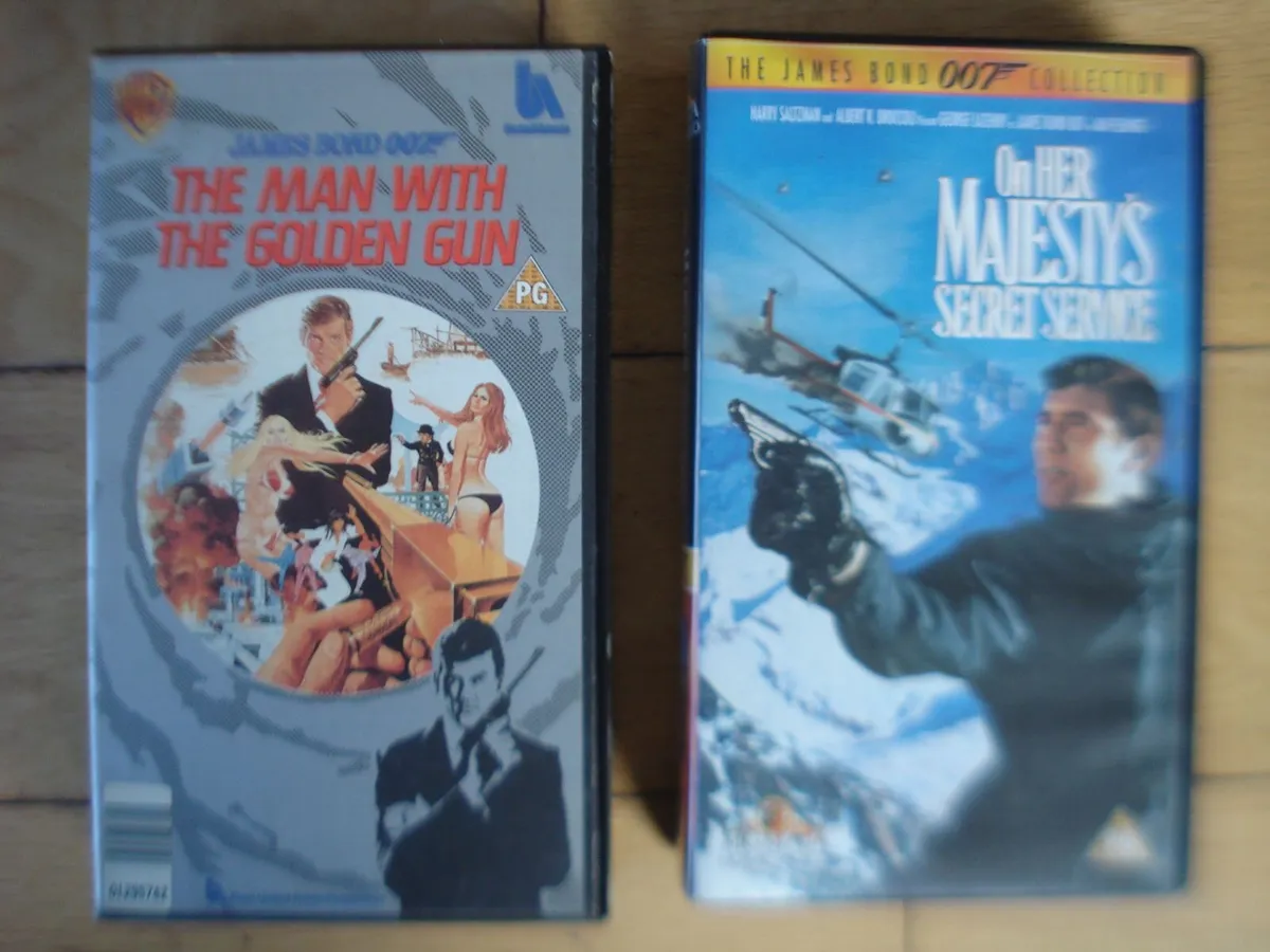 VINTAGE JAMES BOND 007 VHS TAPES. (5). - Image 2