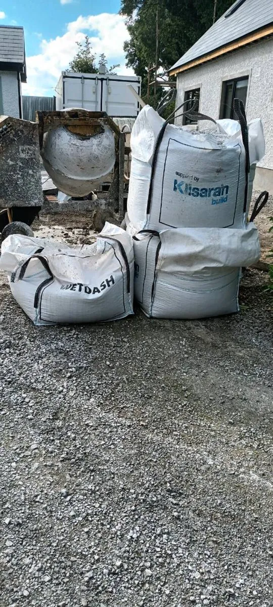 Wetdash by 2 and half tone bags - Image 1