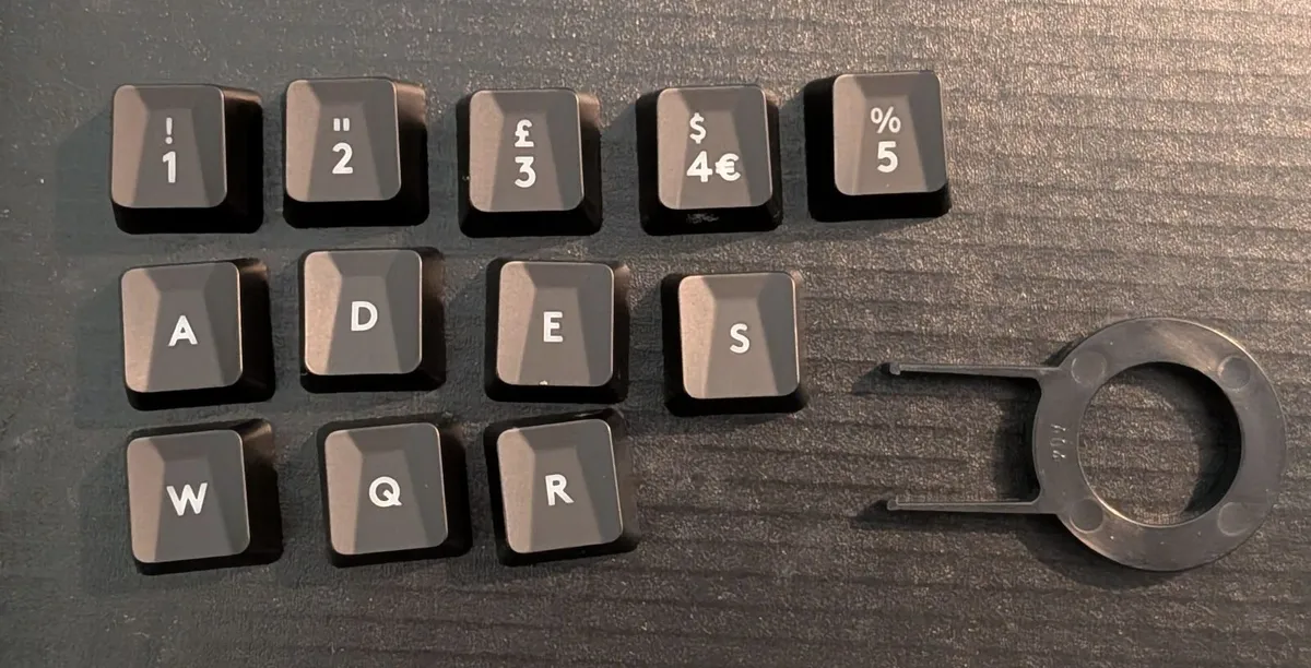 Logitech G413 - Mechanical Backlit Gaming Keyboard - Image 3