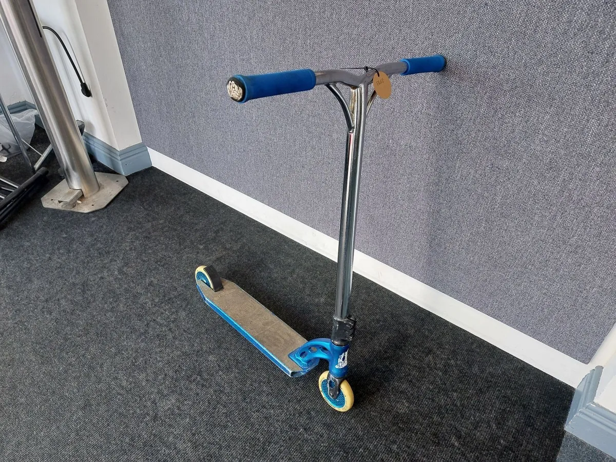 Scooter - Image 3