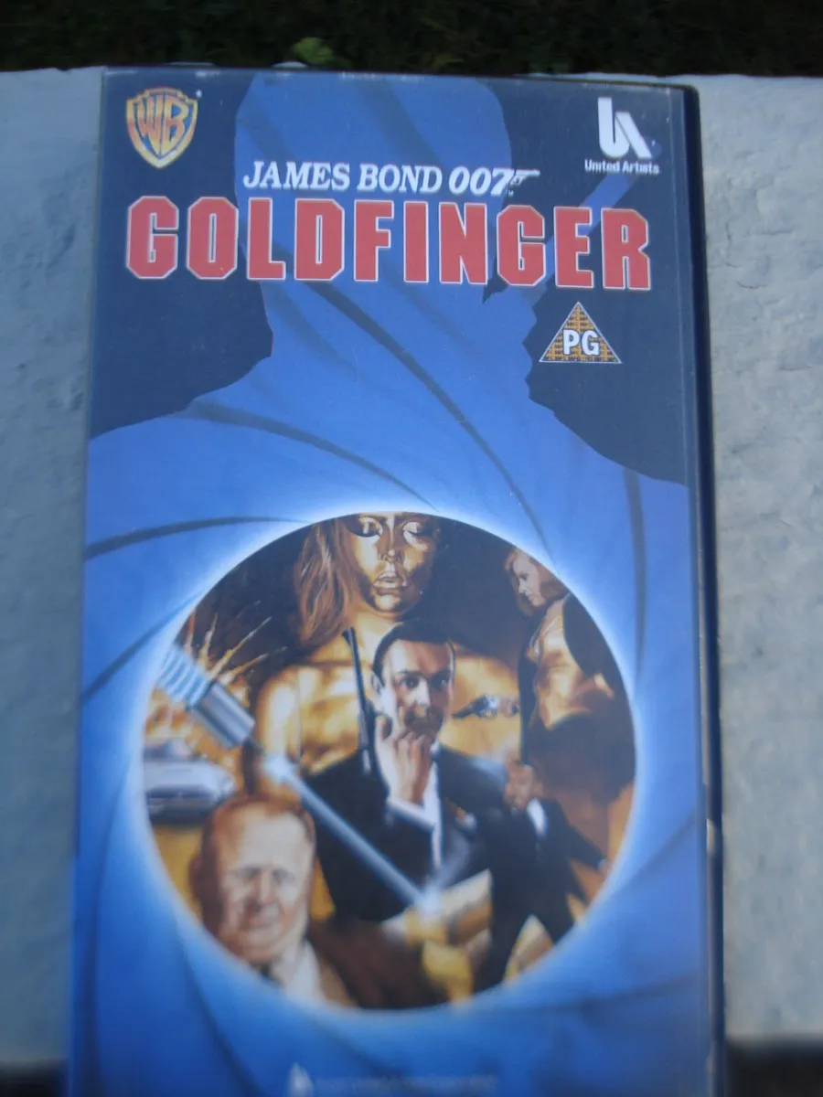 VINTAGE JAMES BOND 007 VHS TAPES 4. - Image 2