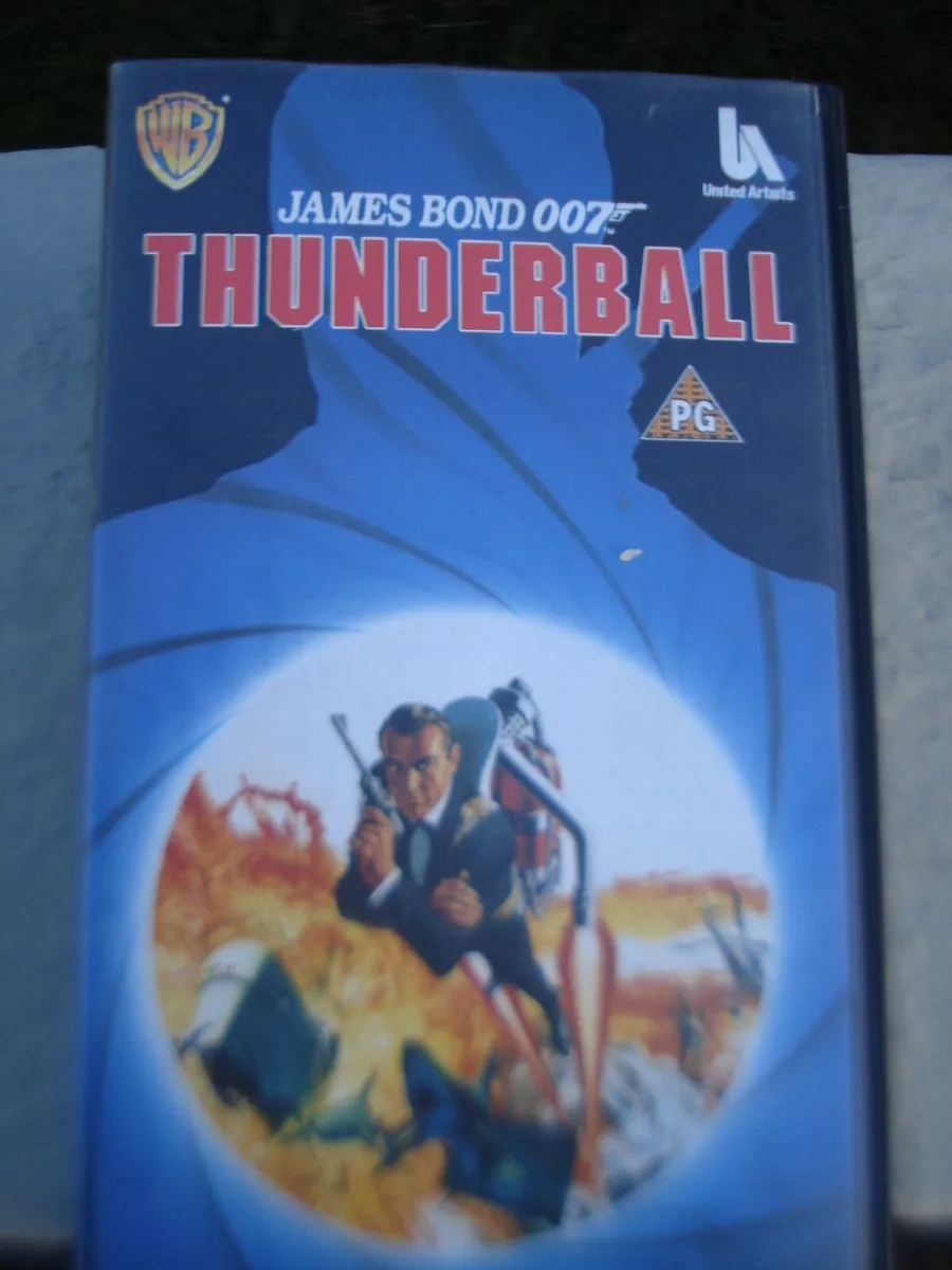VINTAGE JAMES BOND 007 VHS TAPES 4. - Image 3