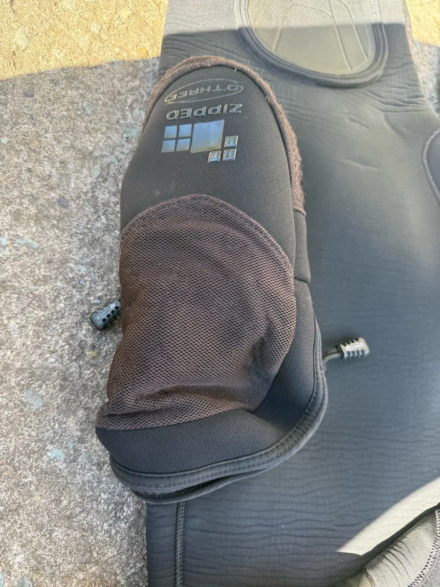 O Three MSF500 Dry suit - Image 4