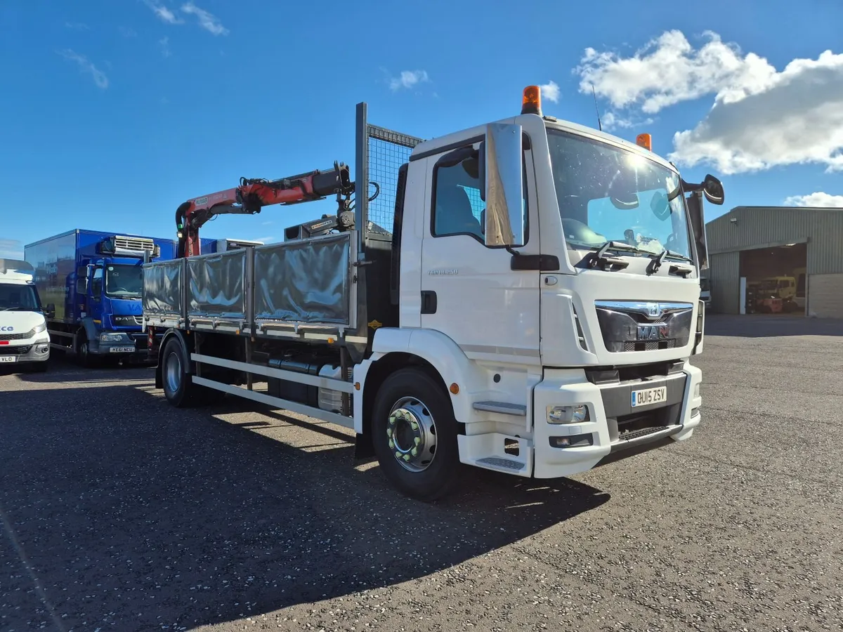 MAN 18.250 Block truck Palfinger crane 203000 kms - Image 4