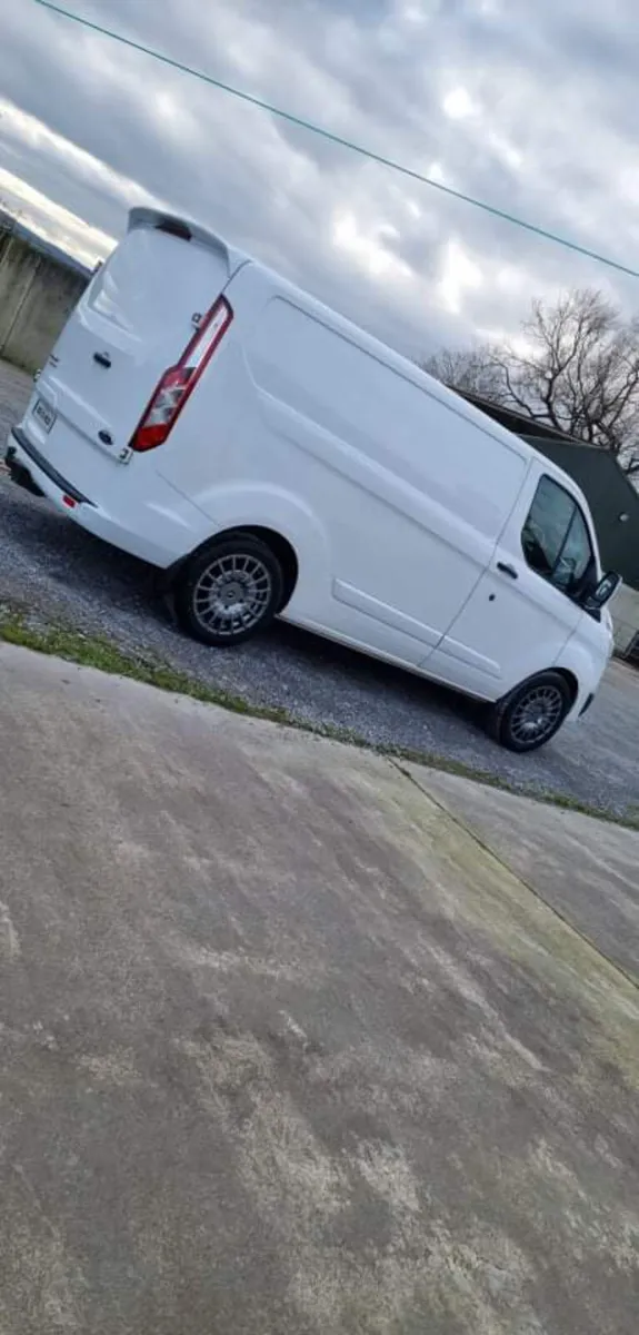 18" 20" Transit Custom Style - Image 4