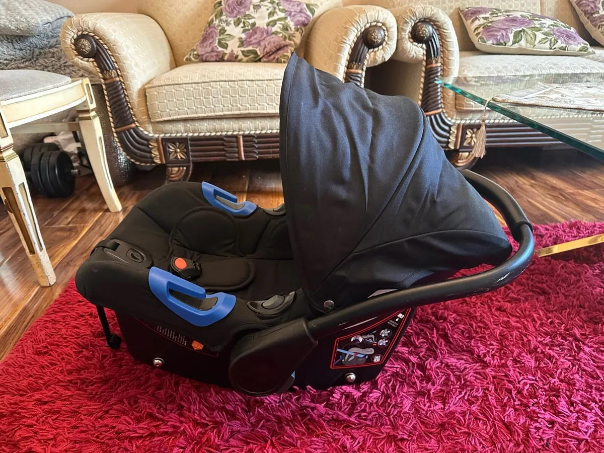 Baby car seat - Image 2