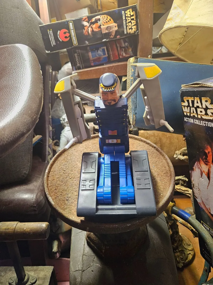 Vintage 1980's Bravestarr Colonel Borobot - Image 1