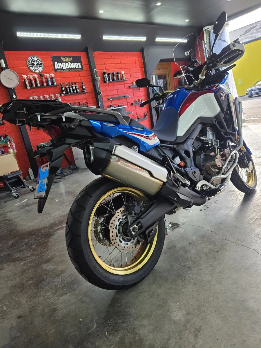 2019 Honda Africa Twin CRF1000L DCT - Image 2