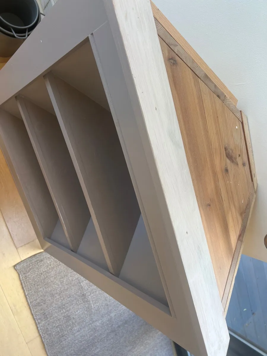 Wooden shelf - Image 3