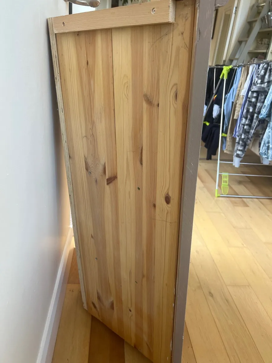 Wooden shelf - Image 4