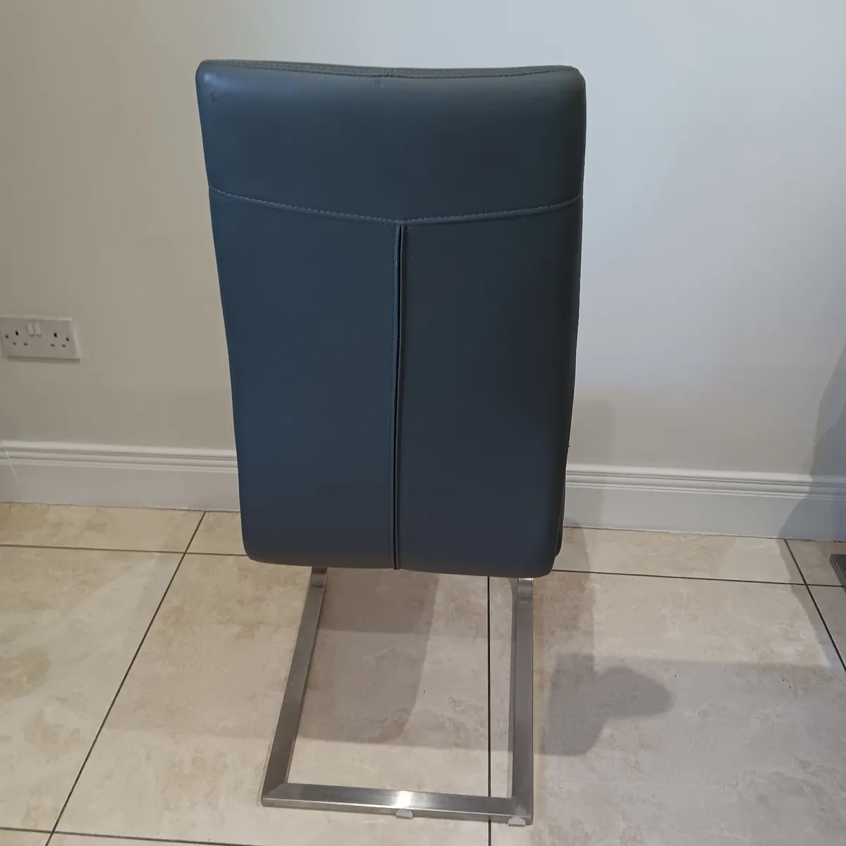 Dining chairs - Image 4
