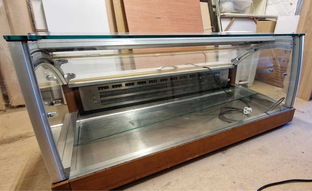 Polar - Display Refrigerator - Image 4