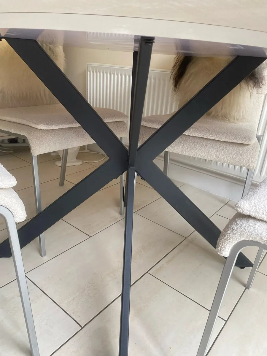 Marble table - Image 4