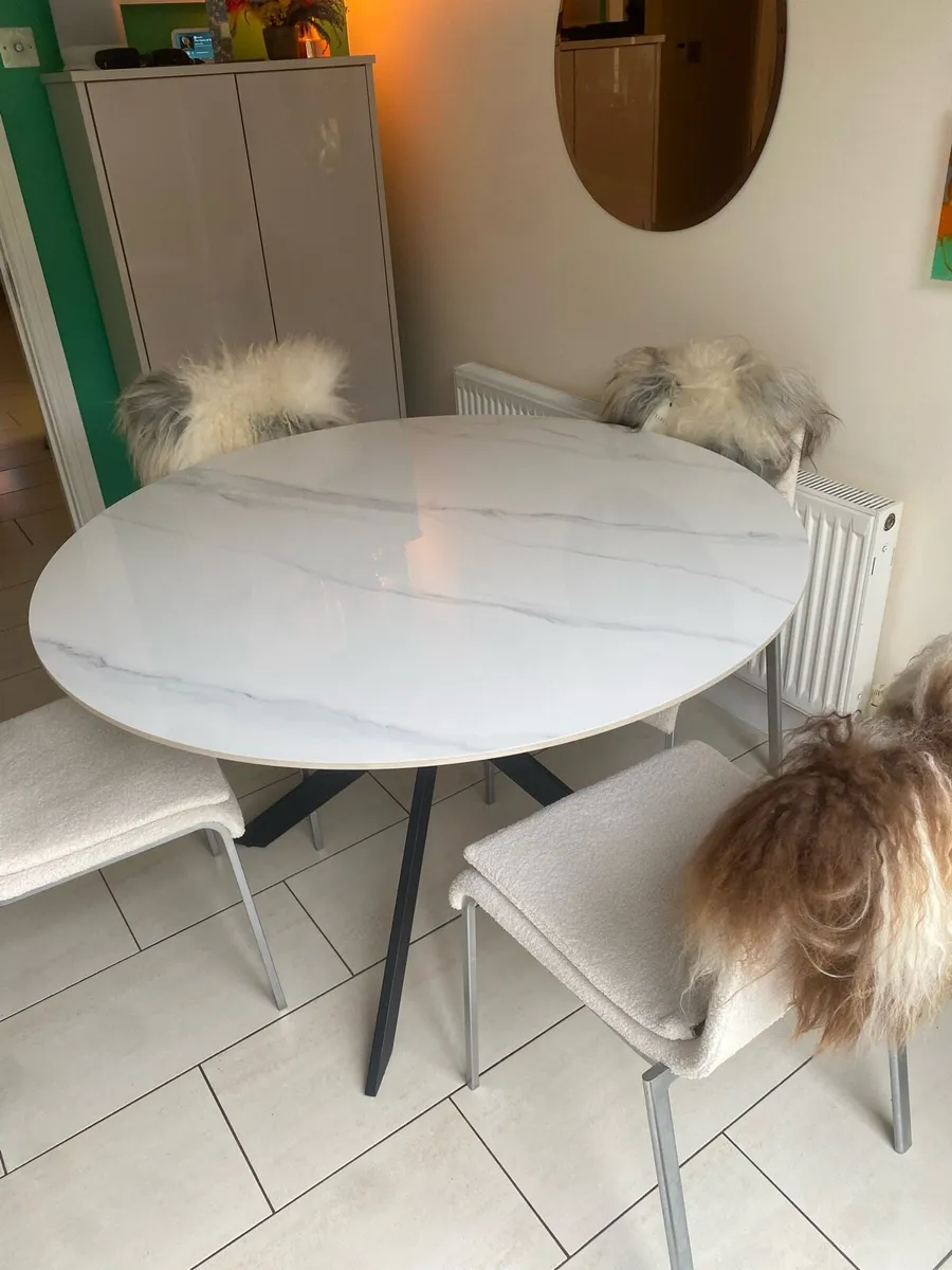 Marble table - Image 2
