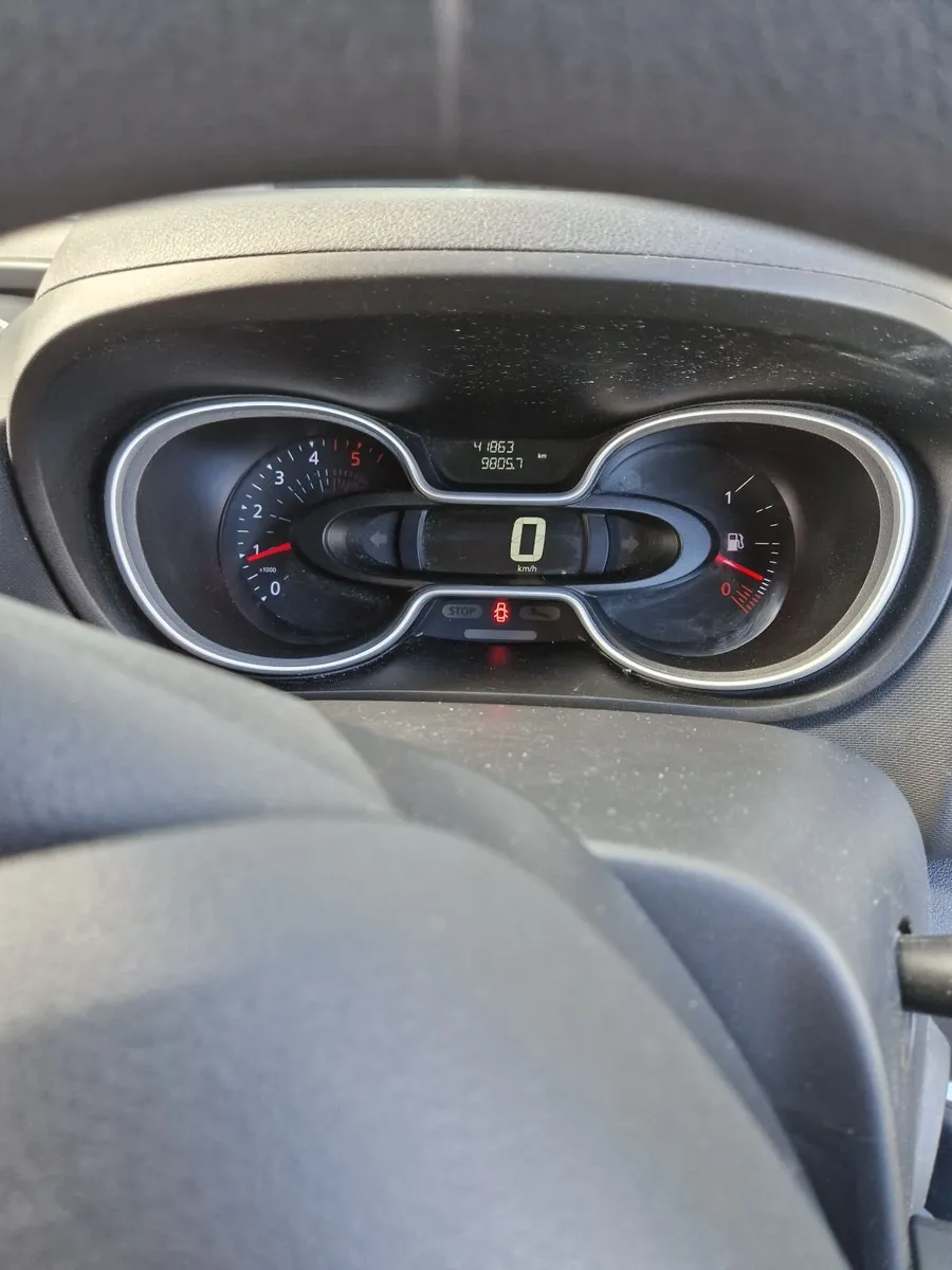 Renault Trafic 2021 - Image 3