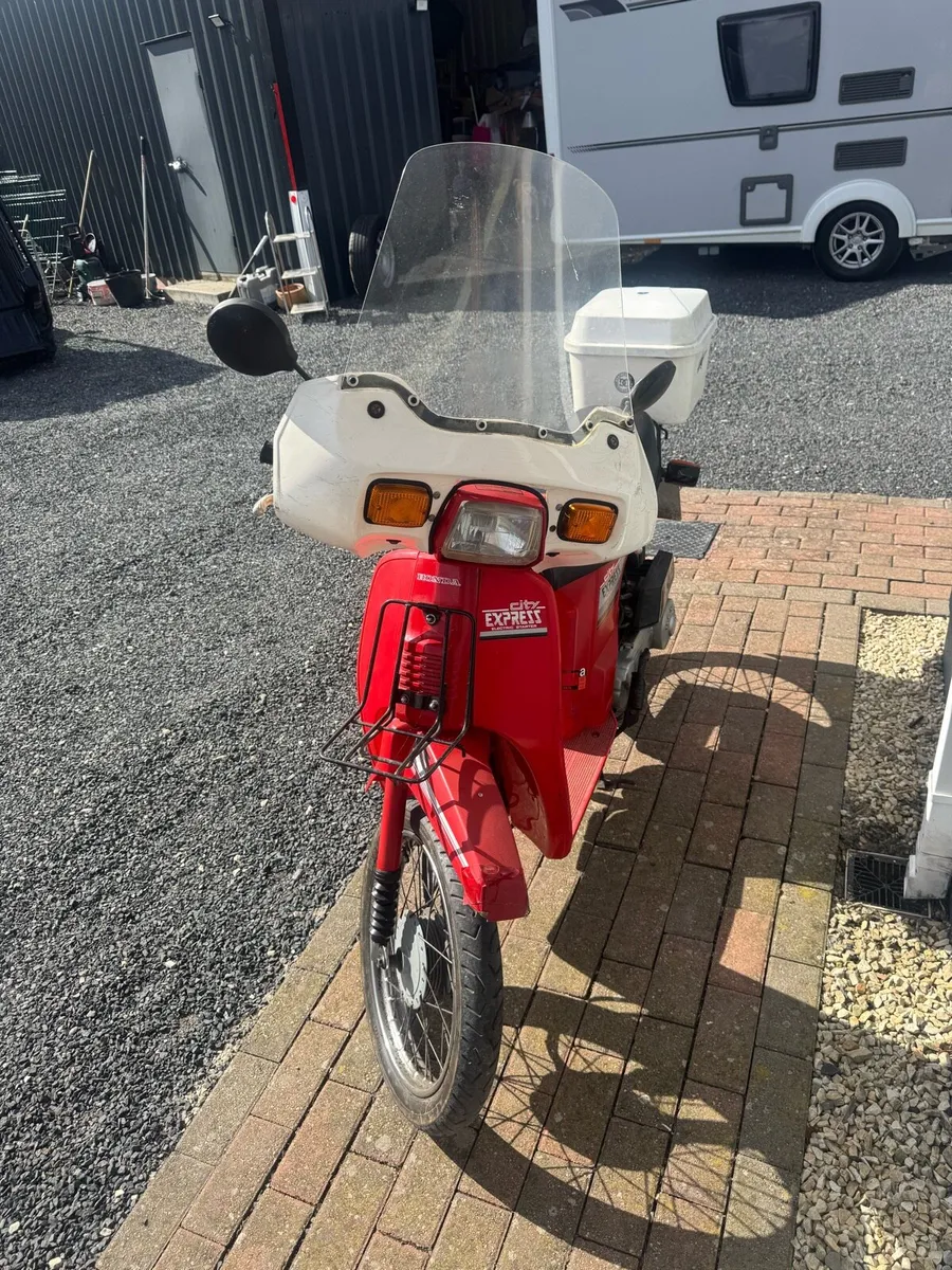 Honda 50 city express - Image 3