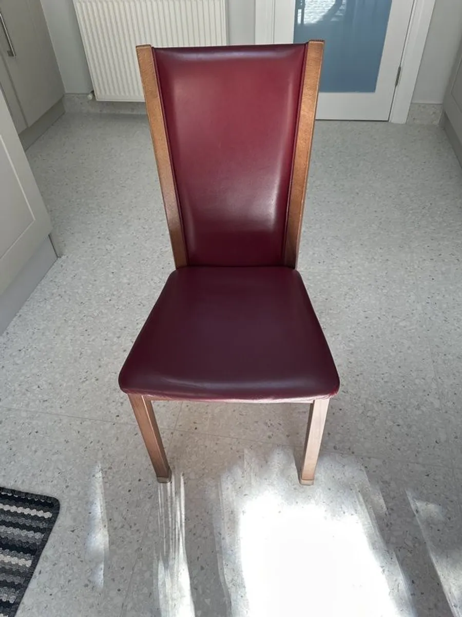 Skovby table and 6 chairs - Image 4