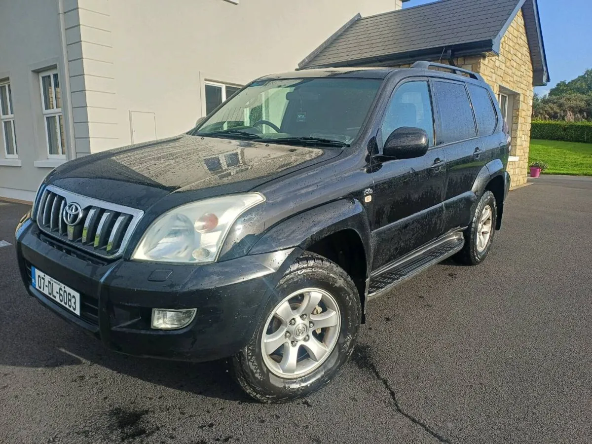 Toyota Landcruiser LWB 2007 - Image 1