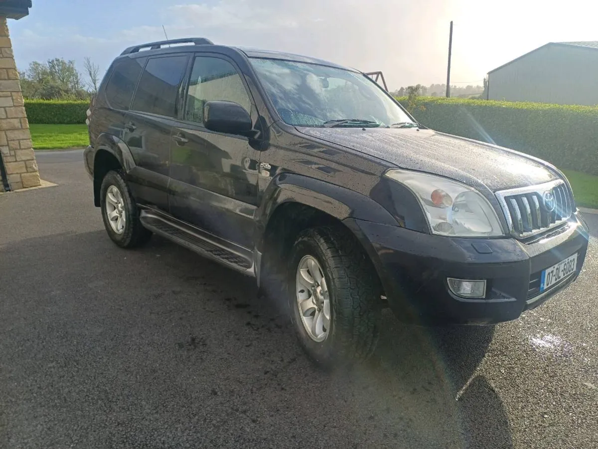 Toyota Landcruiser LWB 2007 - Image 2