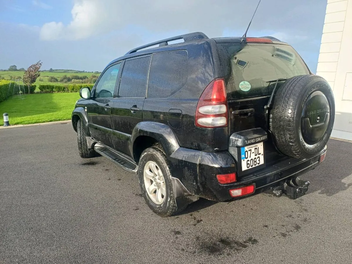Toyota Landcruiser LWB 2007 - Image 3