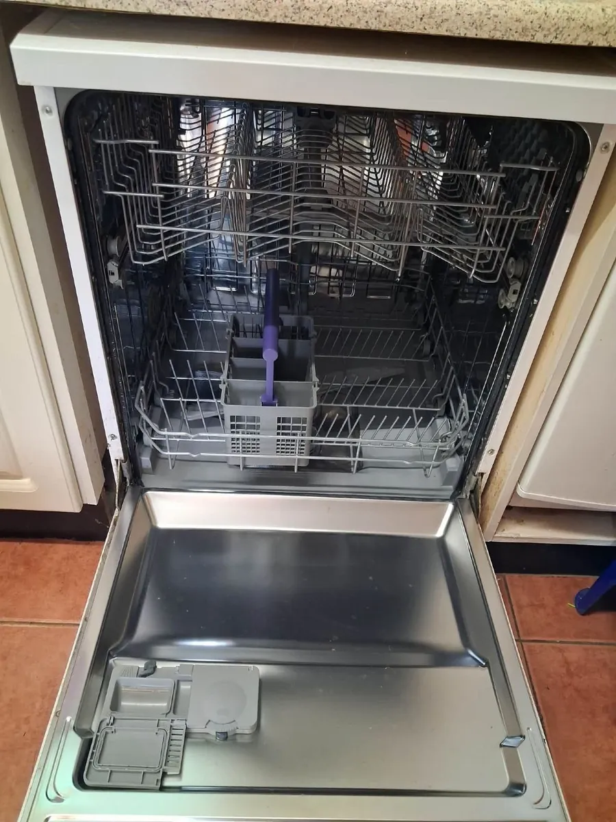 dish washer - Image 2