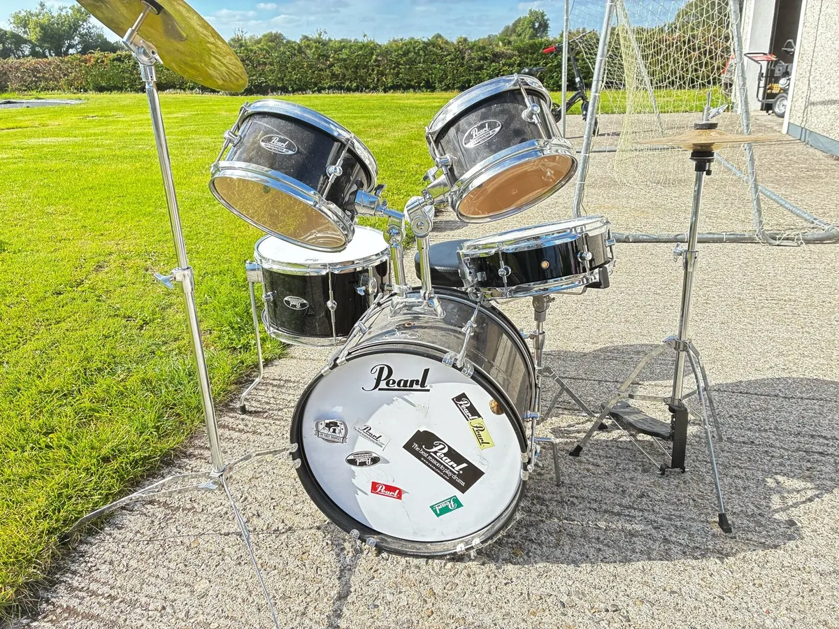 Pearl Roadshow Drumkit - 5 piece - Image 2