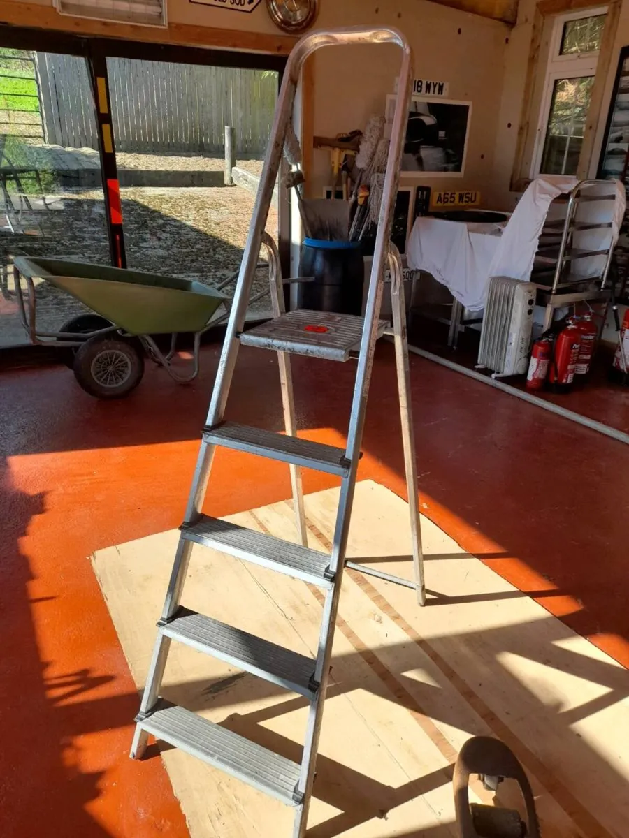 Ladder