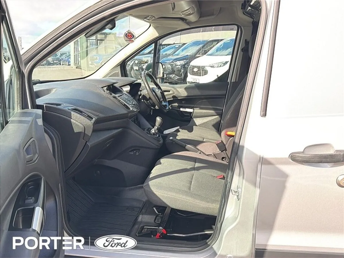 Ford Transit Connect LWB TREND 1.5 TD 100BHP - Image 4