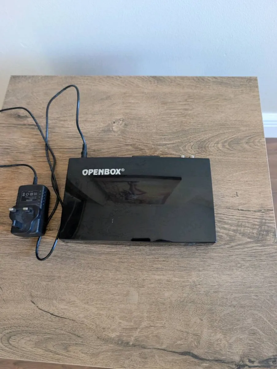 Openbox V8S HD Digital Satellite Receiver - Image 1