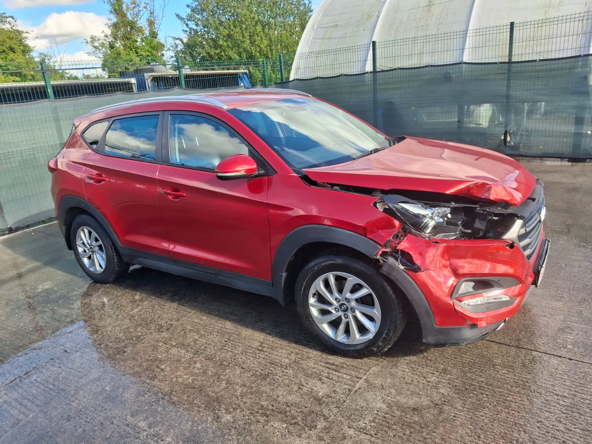 2016 Hyundai Tucson  Executive  1.7 Diesel - Image 2