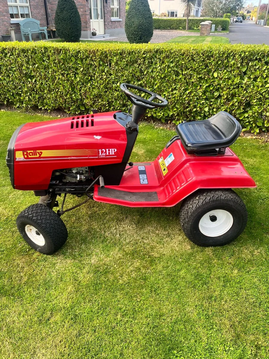 Garden tractor - Image 2