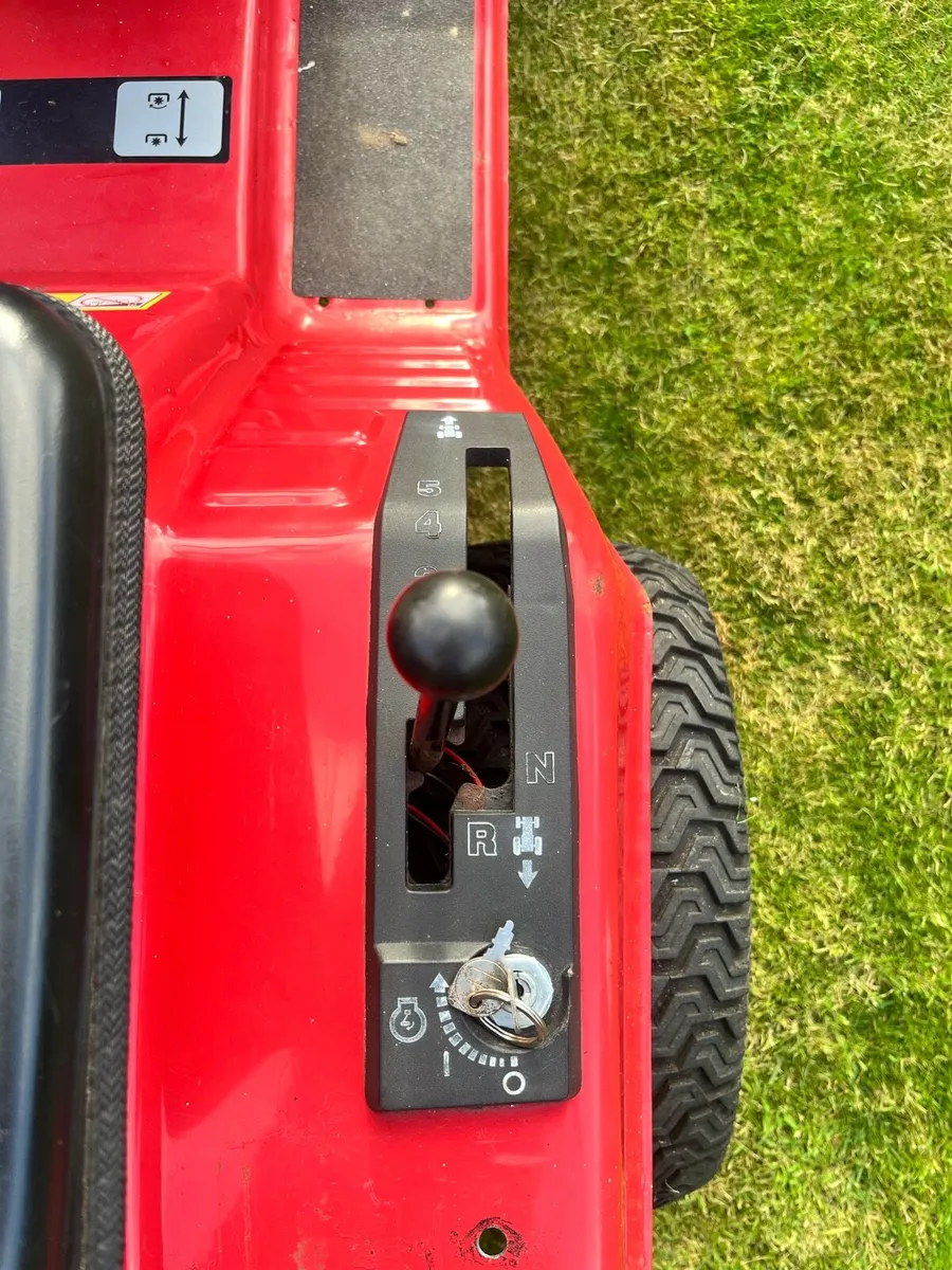 Garden tractor - Image 4
