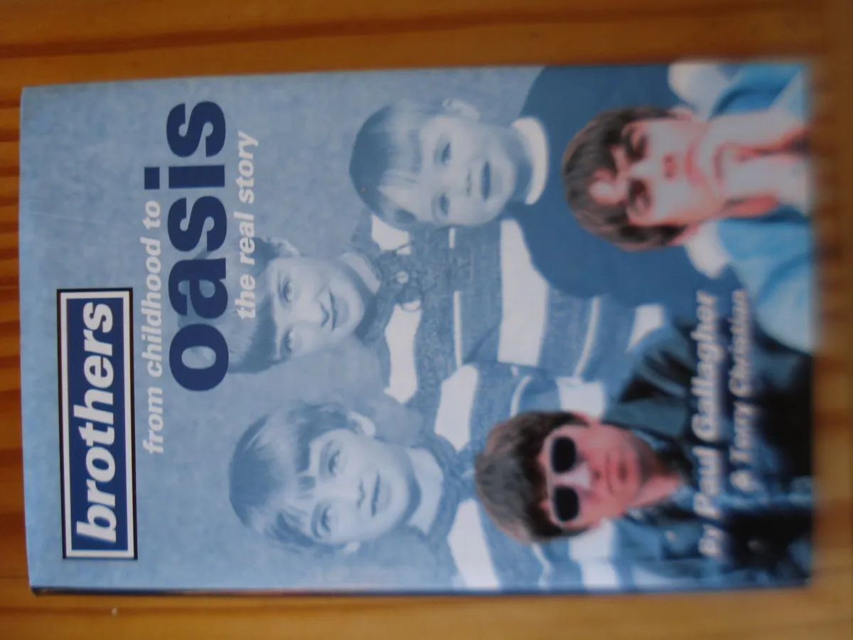 POP/ROCK BANDS/ STARS BOOKS. - Image 3