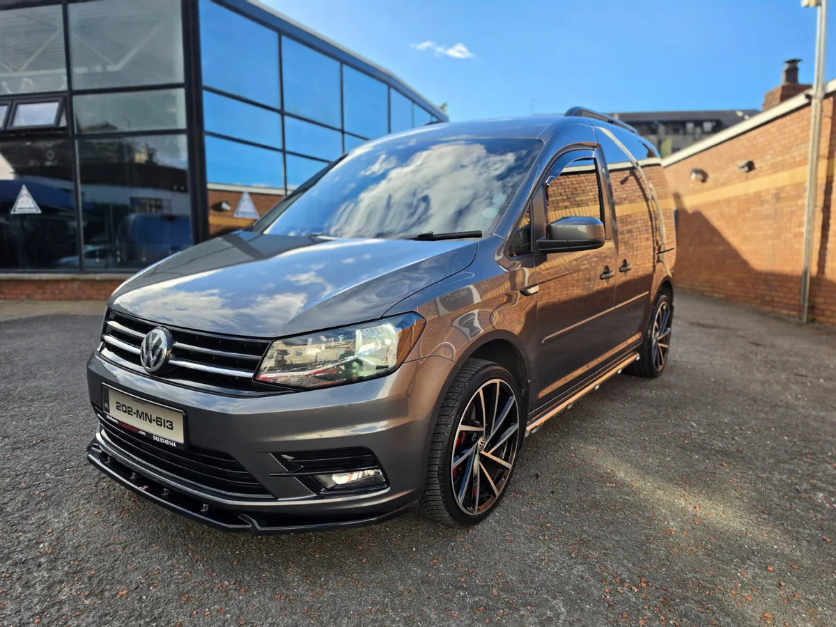 VW Caddy 2.0Tdi Trendline 5 Speed With Extras - Image 3
