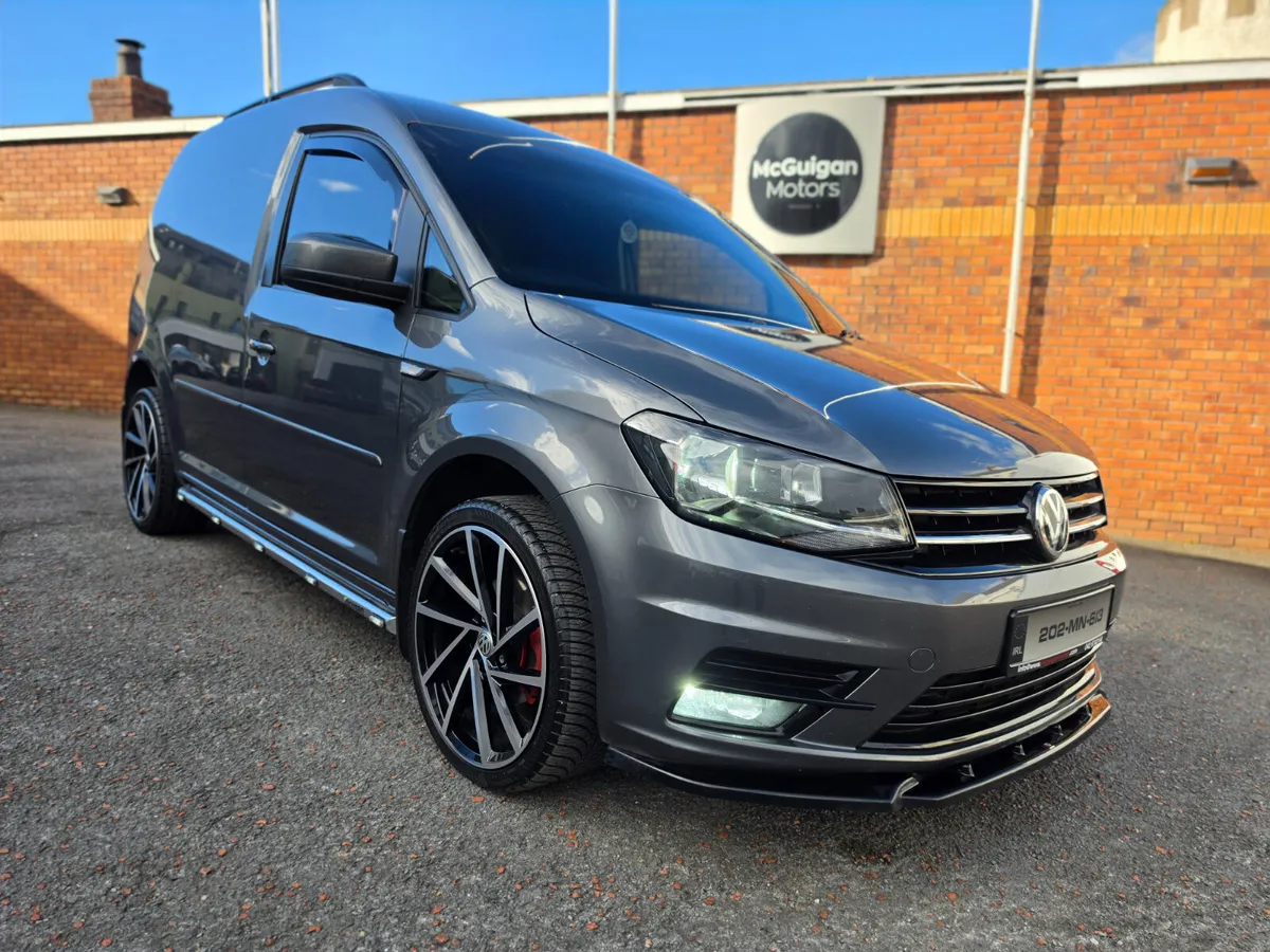 VW Caddy 2.0Tdi Trendline 5 Speed With Extras - Image 2