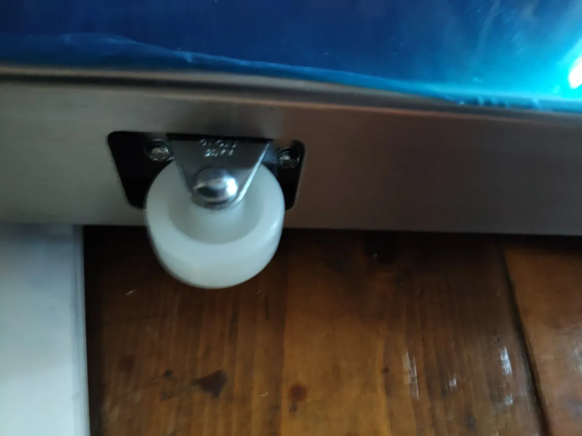 Greyhound weighing scales - Image 3