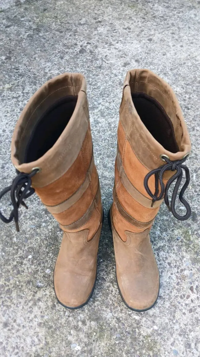 Ladies Boots - Image 1