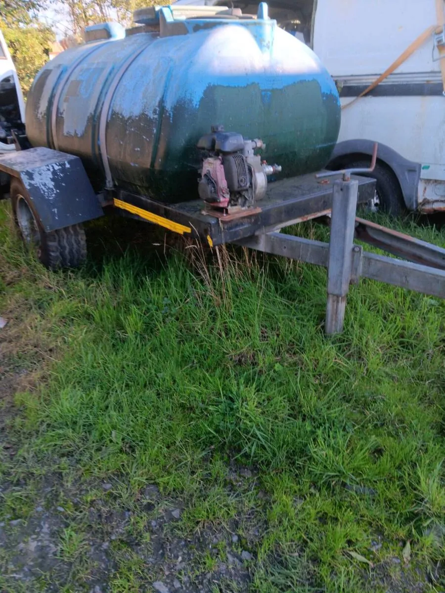 Water bouser - Image 1