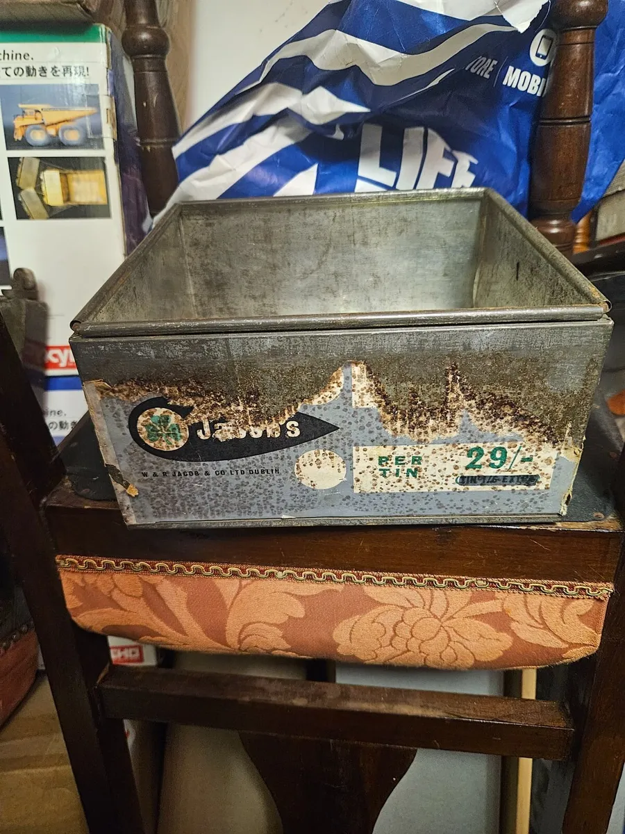 Vintage Jacobs Biscuit Tin - Image 3