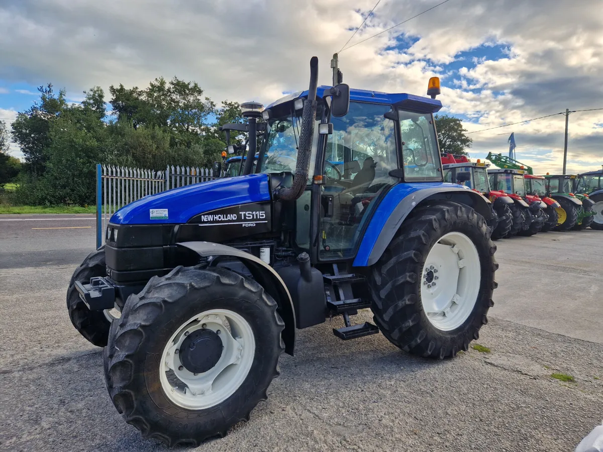 New Holland TS115 - Image 1