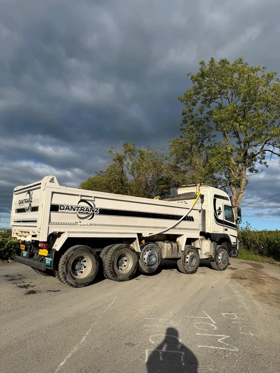 2018 FMX 500 5 AXLE TIPPER - Image 1